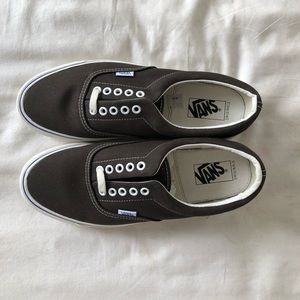 Vans Lace Up Sneaker